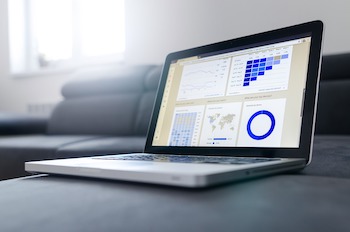 Gantt Charts: Enhancing Project Management Methodologies